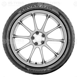 Yokohama Advan Fleva V701 235/50 R18 97V
