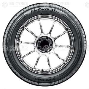 Yokohama BluEarth-XT AE61 225/65 R17 102H
