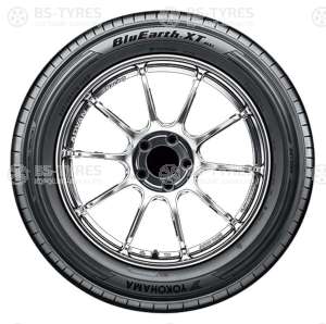 Yokohama BluEarth-XT AE61 225/65 R17 102H